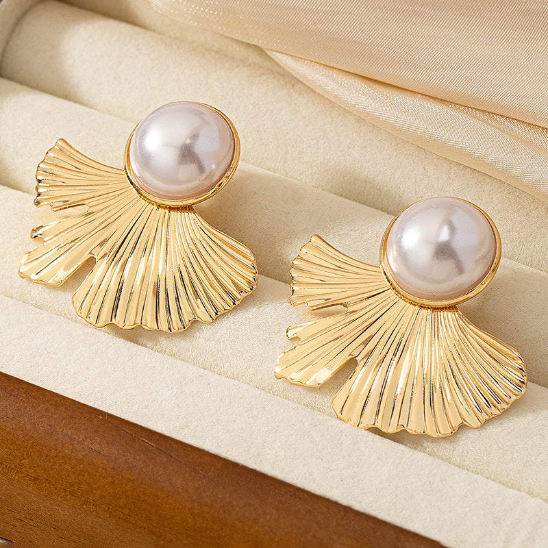 1 pair elegant vintage style ginkgo leaf plating inlay alloy acrylic 14k gold plated ear studs