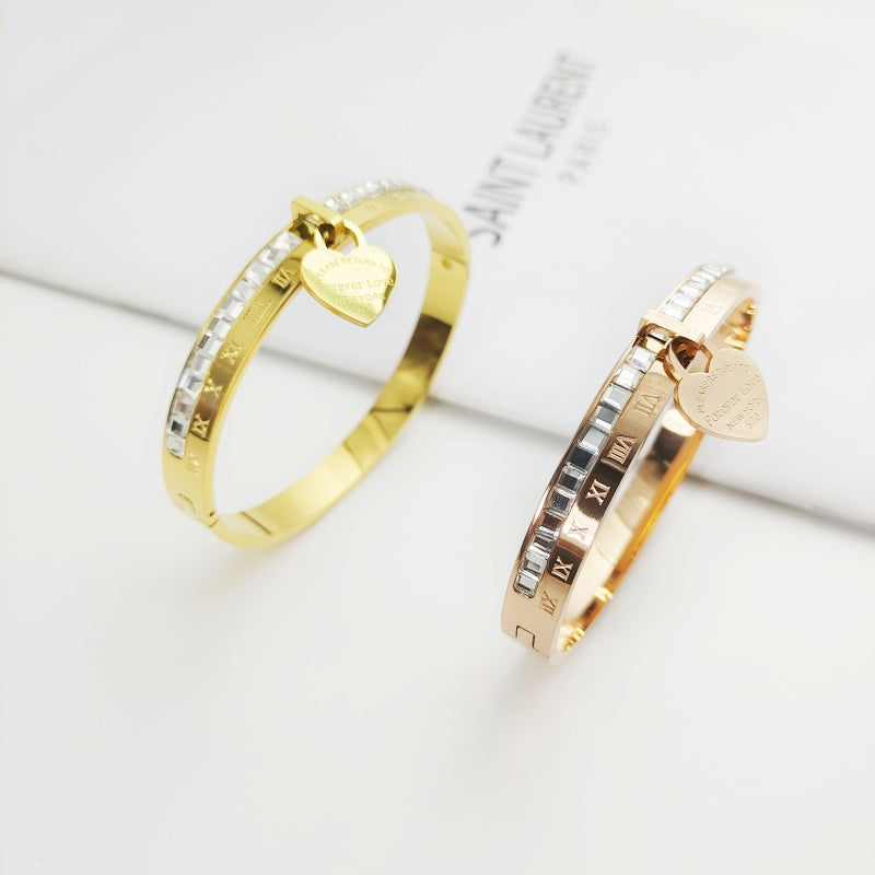 18K Gold Plated Elegant Rhinestones Bangle