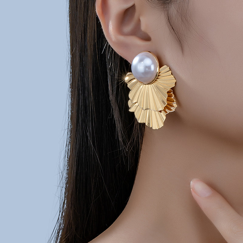 1 pair elegant vintage style ginkgo leaf plating inlay alloy acrylic 14k gold plated ear studs