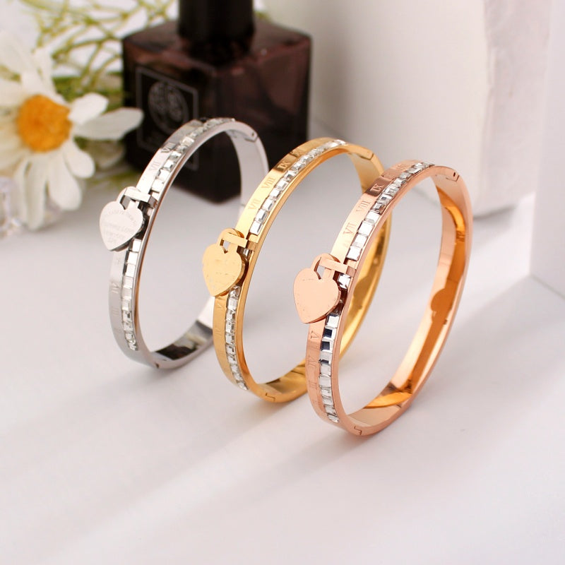 18K Gold Plated Elegant Rhinestones Bangle