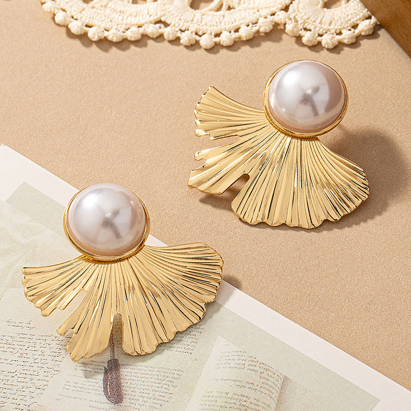 1 pair elegant vintage style ginkgo leaf plating inlay alloy acrylic 14k gold plated ear studs